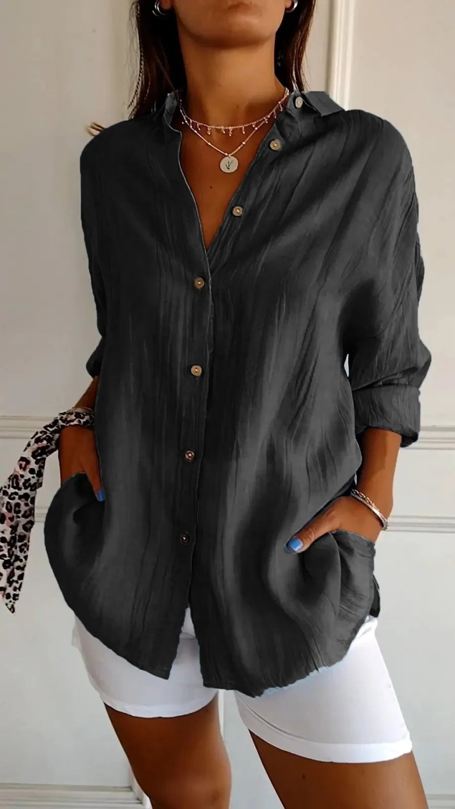 Pleated Long-Sleeve Button-Front Shirt in Black
