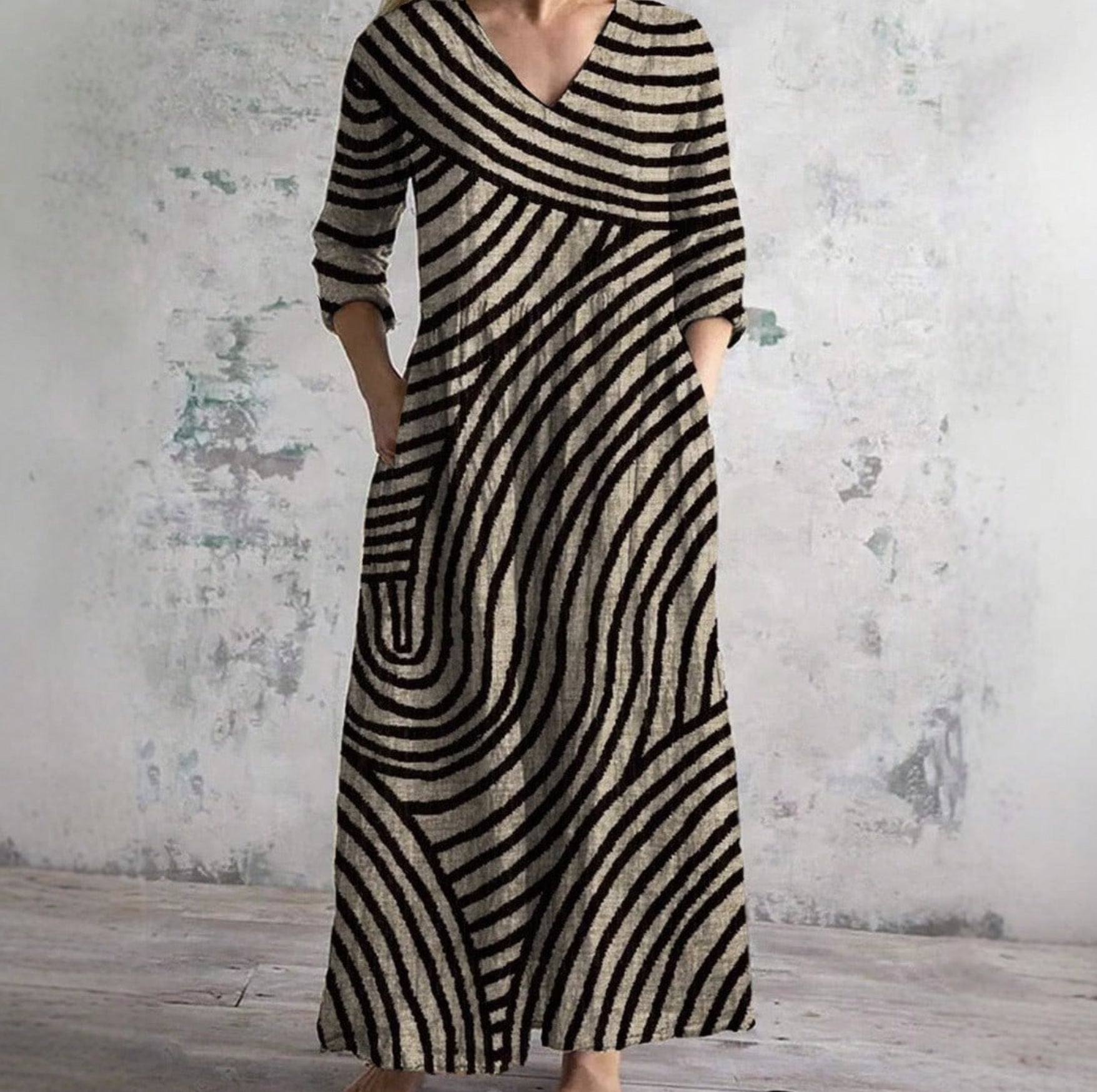 Swirl-Stripe V-Neck Long-Sleeve Maxi Dress